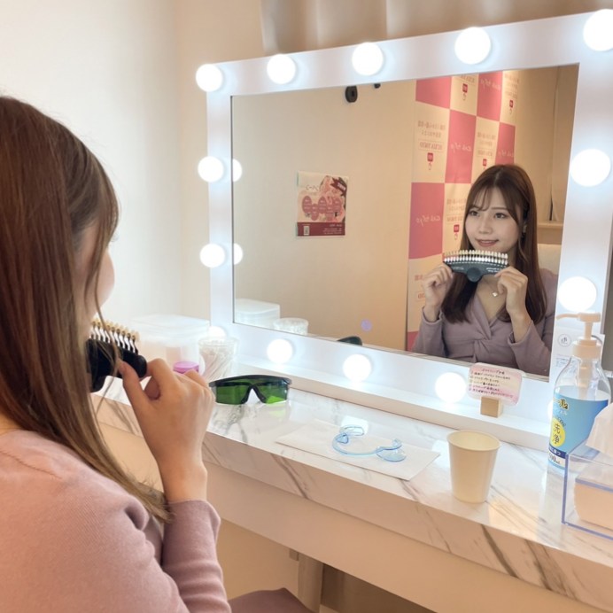 歯のトーンをチェック